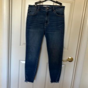 Women’s Kancan skinny jeans